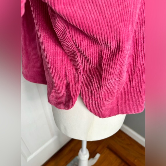 NWOT Wishlist Apparel hot pink (hibiscus) cropped corduroy button up size small - Picture 9 of 16